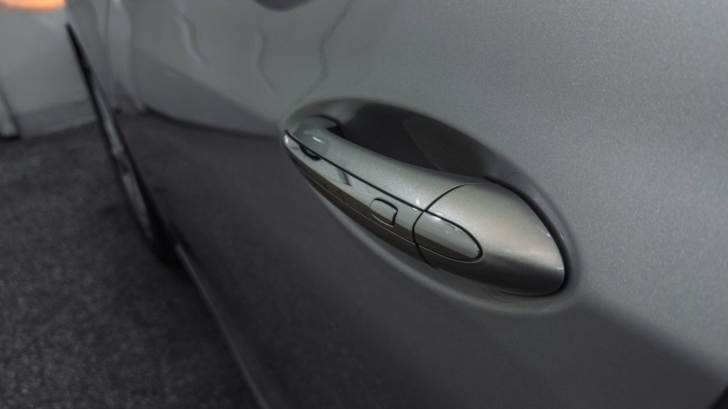 Used 2016 Chevrolet Cruze Premier w/ RS Package FWD image 10