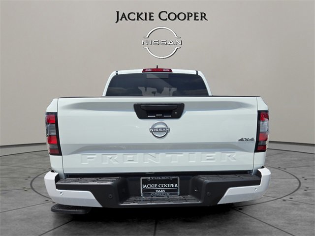 New 2025 Nissan Frontier SV image 4