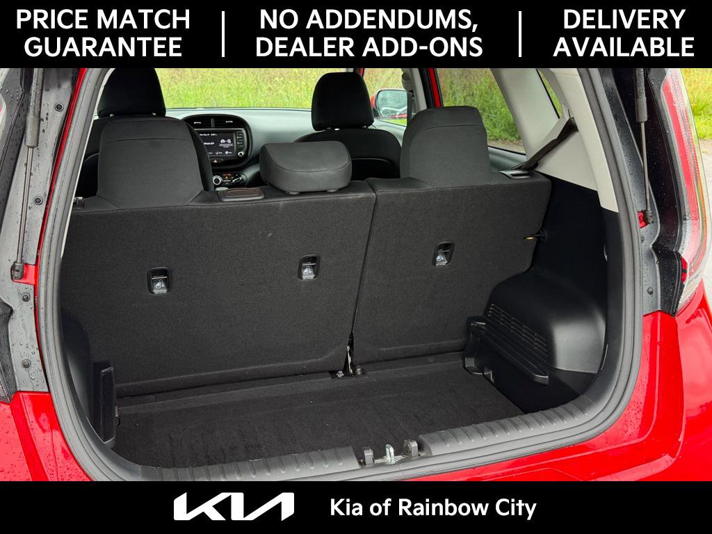 Used 2024 Kia Soul LX FWD image 11