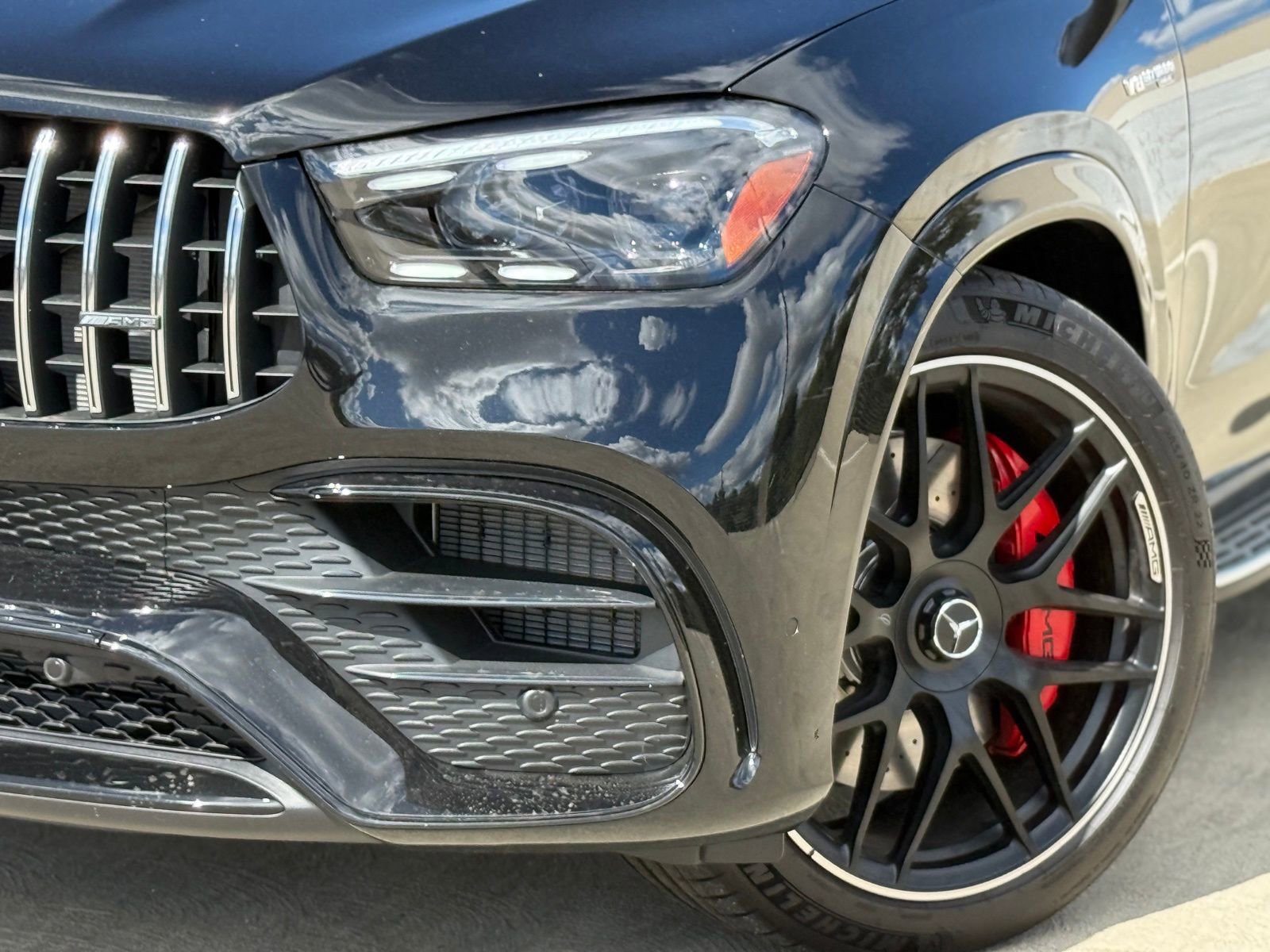New 2026 Mercedes-Benz GLE 63 AMG S image 4