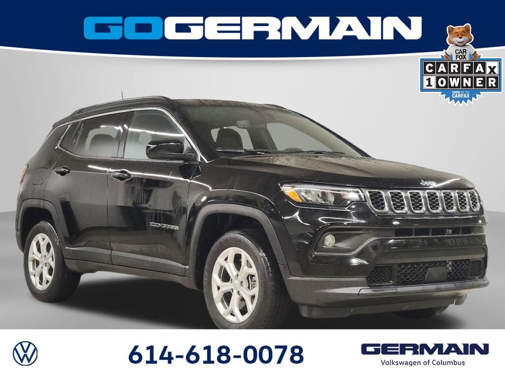 Used 2024 Jeep Compass Latitude w/ Sun and Sound Group image 5
