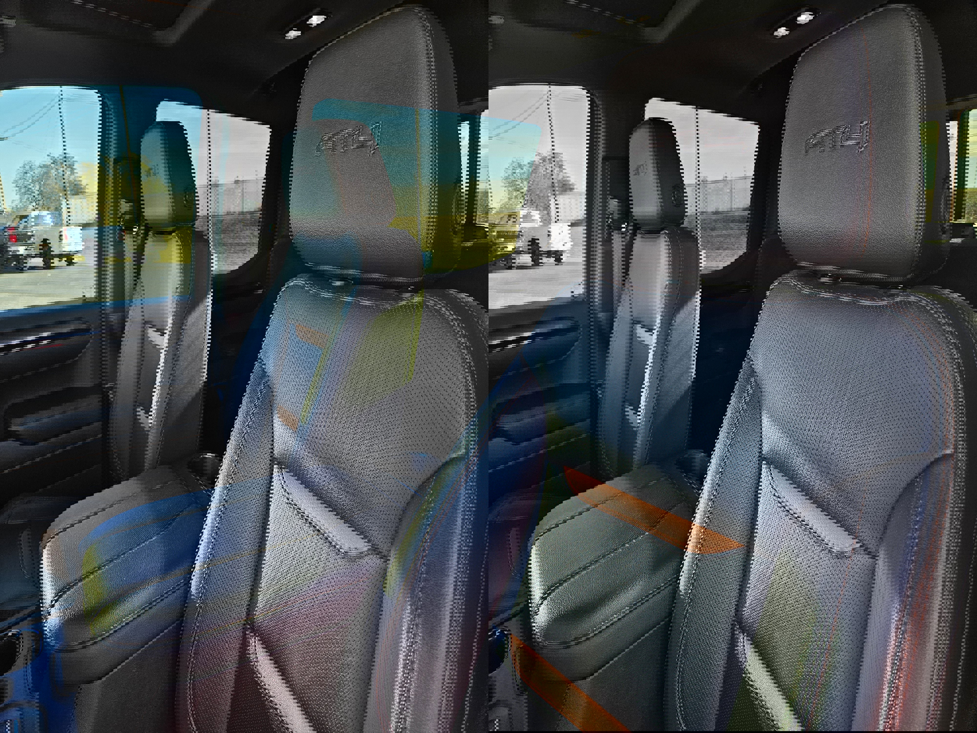 Used 2024 GMC Sierra 1500 AT4 w/ Technology Package image 12