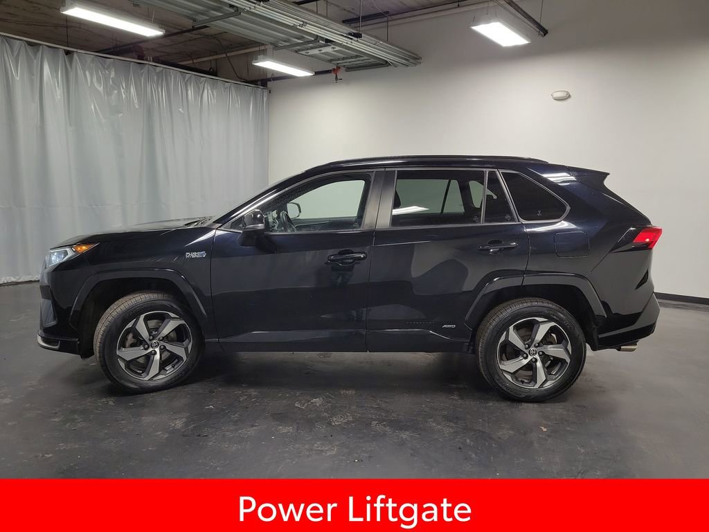 Used 2021 Toyota RAV4 SE image 5