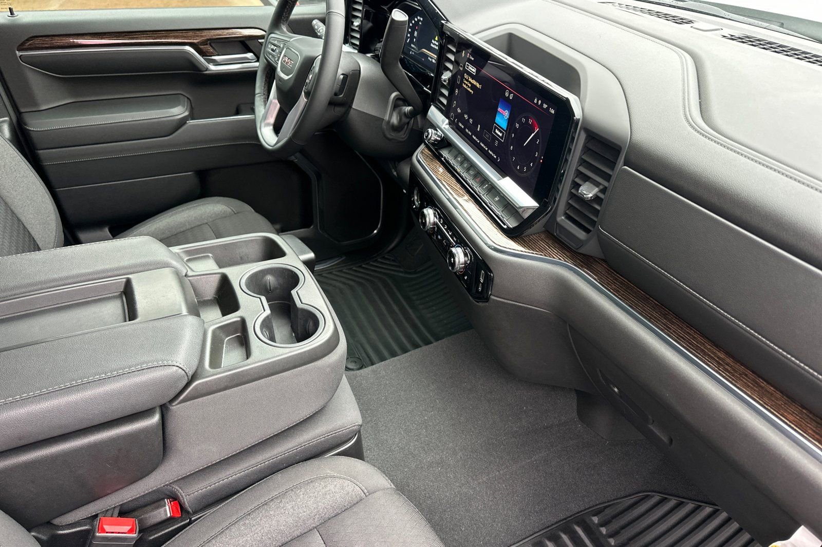 Used 2023 GMC Sierra 1500 Elevation image 19