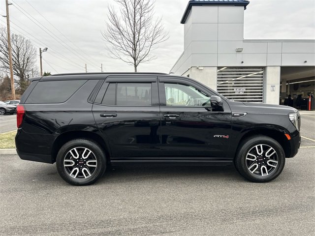Used 2021 GMC Yukon AT4 w/ AT4 Premium Plus Package image 9