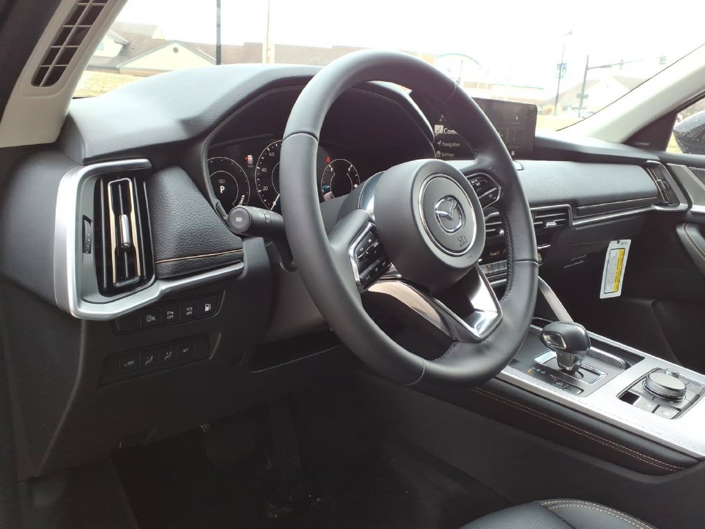 New 2026 MAZDA CX-90 Plug-In Hybrid w/Premium Sport AWD/4WD image 14