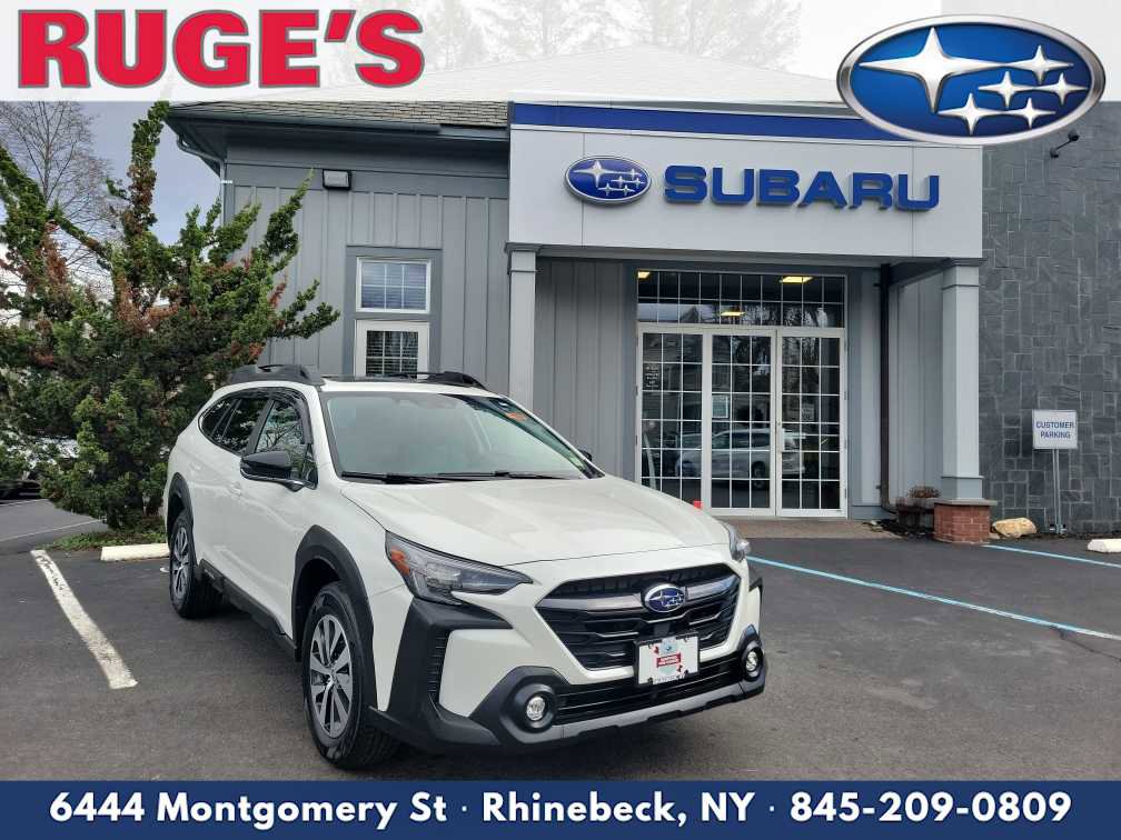Used 2023 Subaru Outback Premium image 1