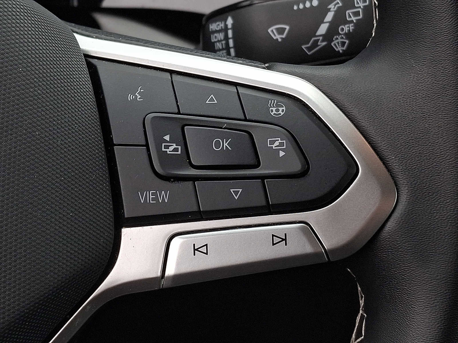 Used 2024 Volkswagen Taos S image 18