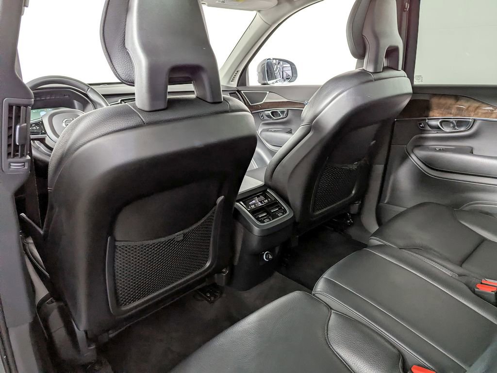 Used 2016 Volvo XC90 T6 Momentum w/ Momentum Plus Package image 44