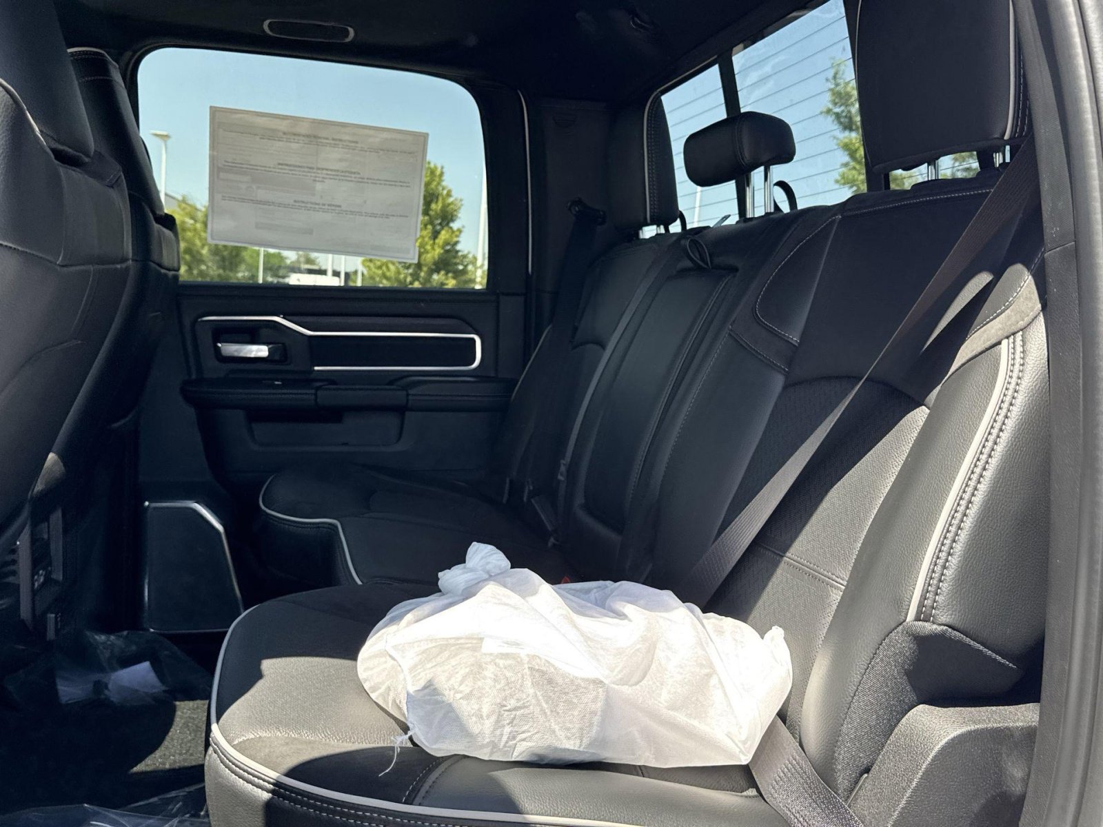 New 2025 RAM 2500 Laramie image 32