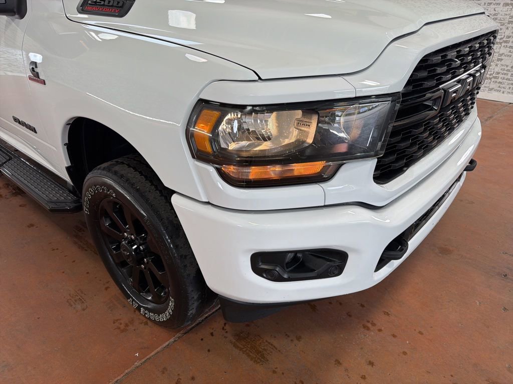 Used 2023 RAM 2500 Big Horn w/ Night Edition AWD/4WD image 9