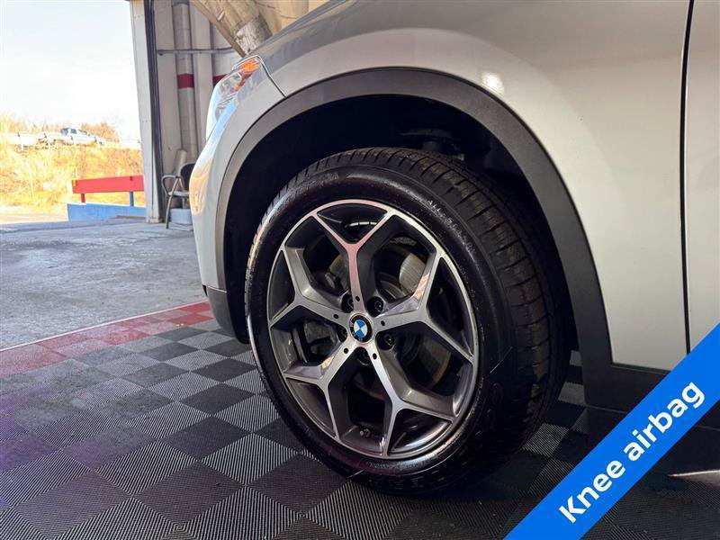Used 2019 BMW X1 xDrive28i w/ Convenience Package AWD/4WD image 7