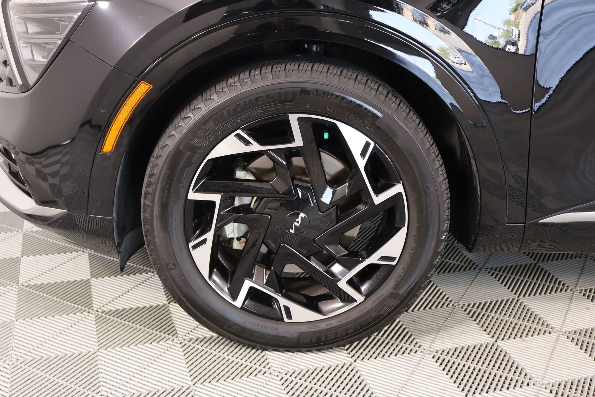 Used 2023 Kia Sportage SX image 18