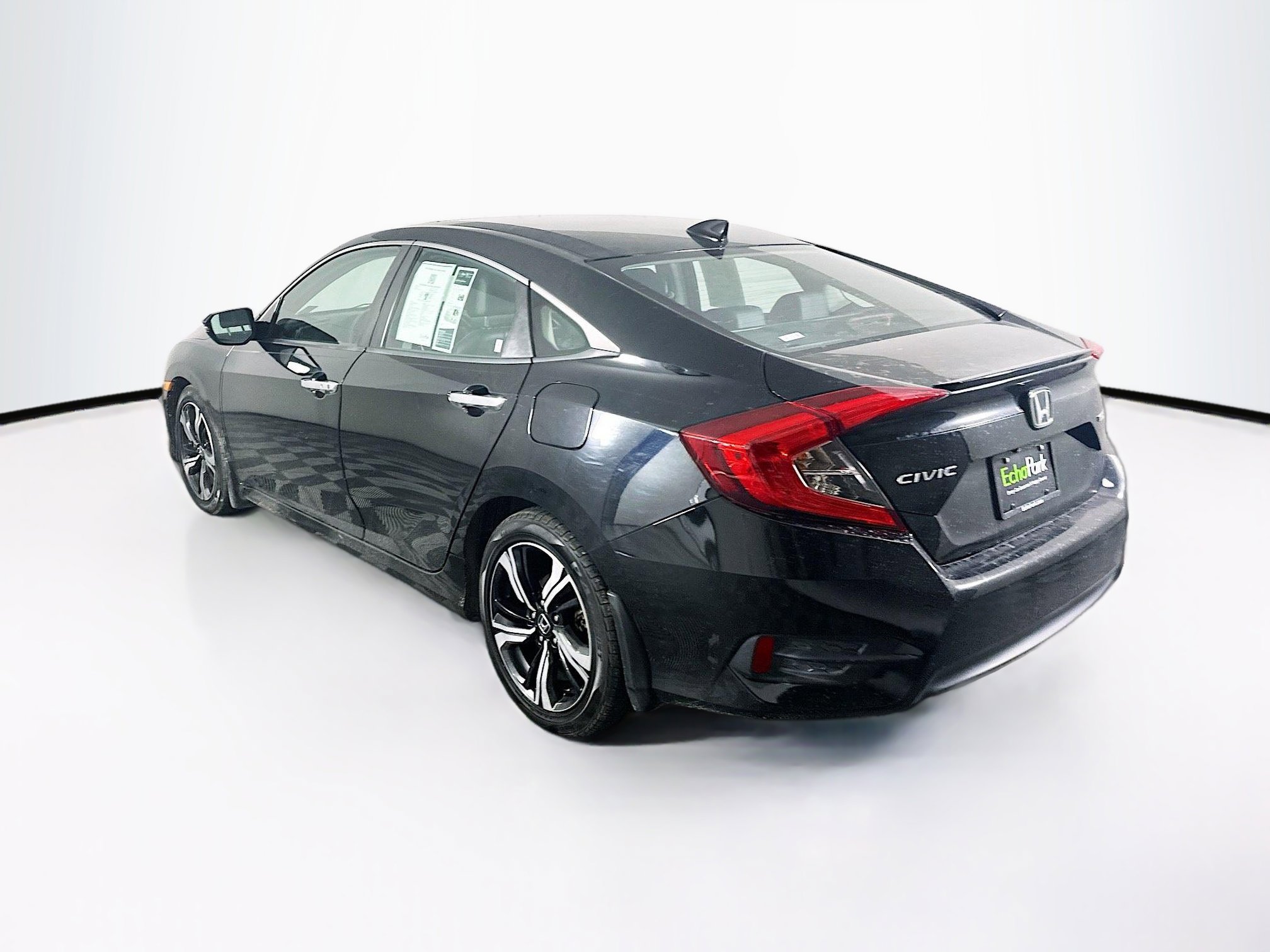 Used 2016 Honda Civic Touring image 5