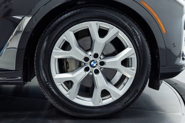 Used 2019 BMW X7 xDrive50i w/ Premium Package image 28