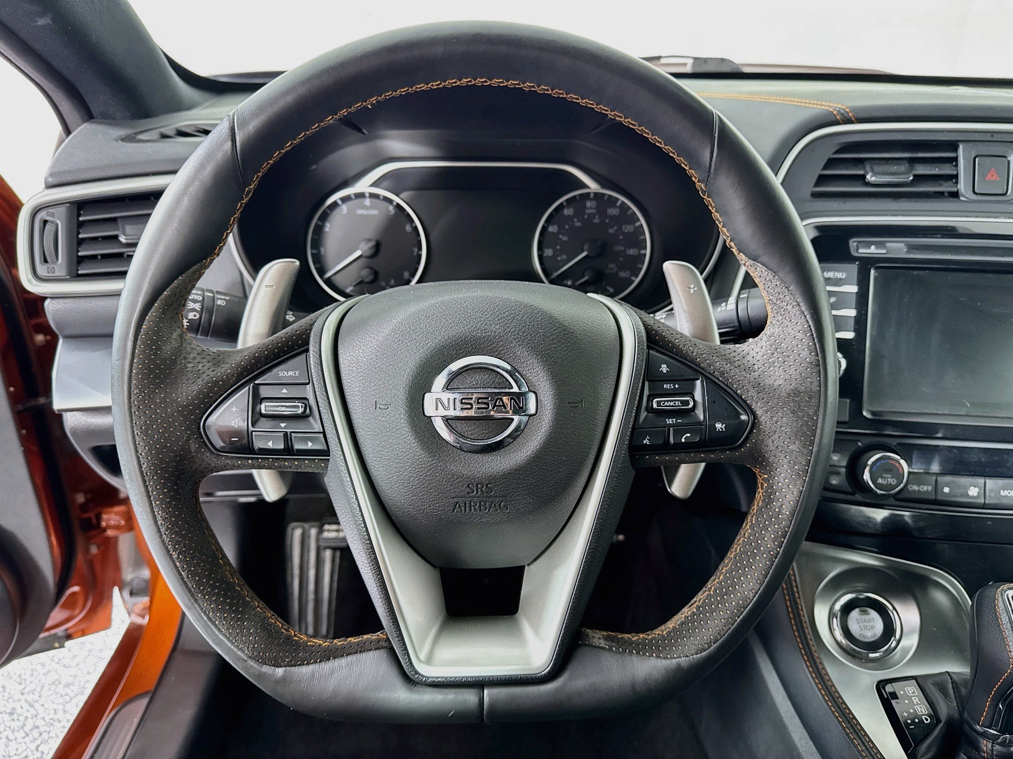 Used 2020 Nissan Maxima SR w/ Sport Mat Group FWD image 11