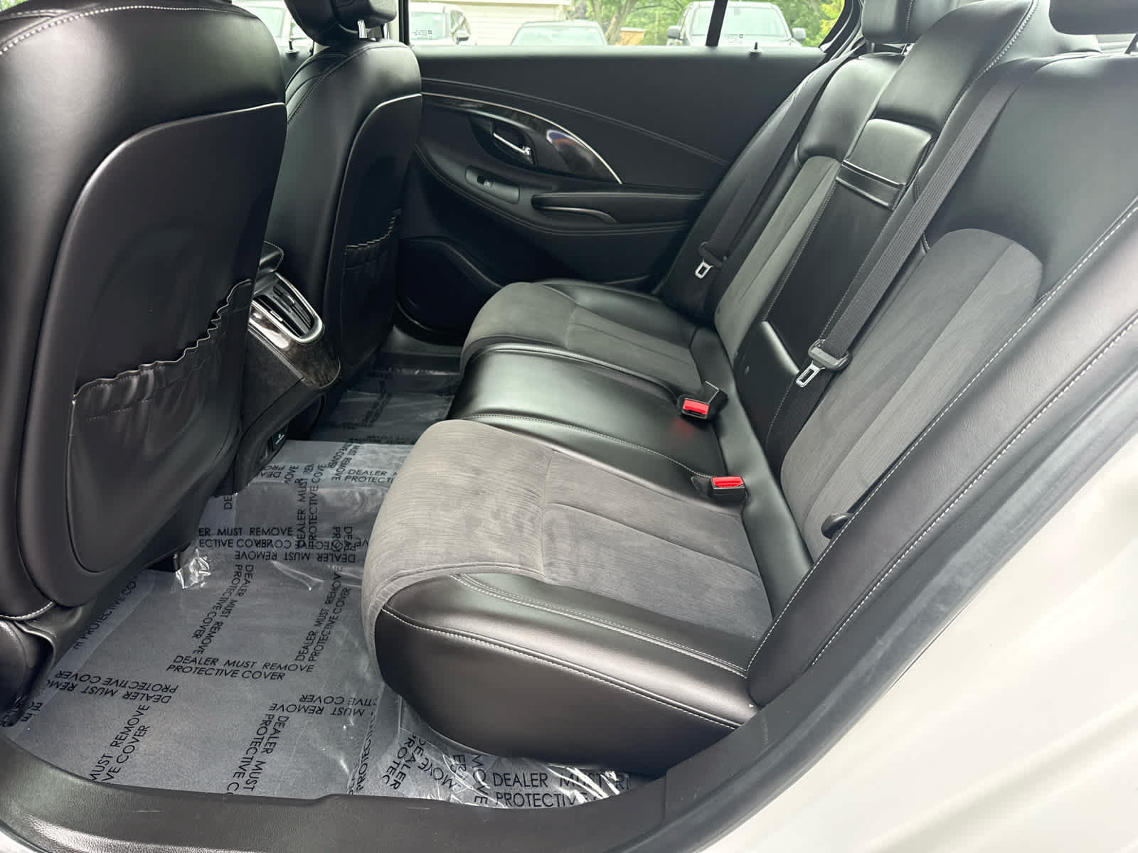 Used 2014 Buick LaCrosse FWD image 13