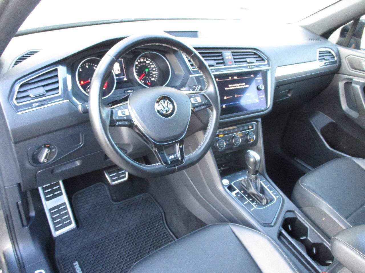 Used 2021 Volkswagen Tiguan SE R-Line FWD image 14