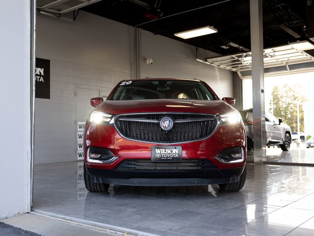 Used 2020 Buick Enclave Premium w/ Surround and Sites Package AWD/4WD image 3