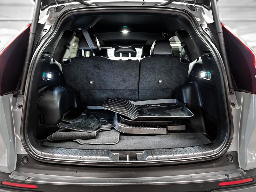 Used 2024 Honda CR-V Sport Touring image 8
