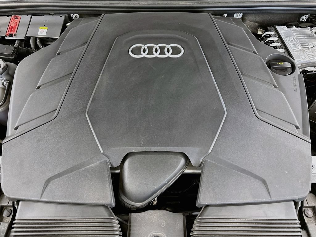 Used 2025 Audi Q8 Premium Plus w/ Premium Plus Package AWD/4WD image 24