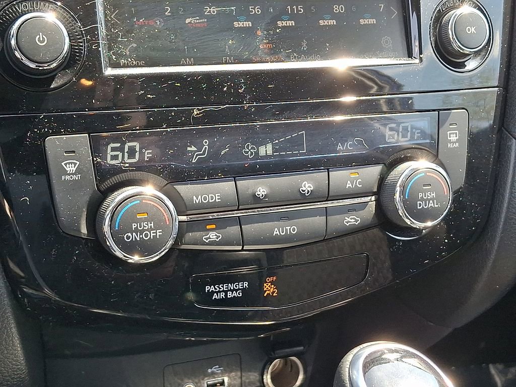 Used 2019 Nissan Rogue SV AWD/4WD image 17