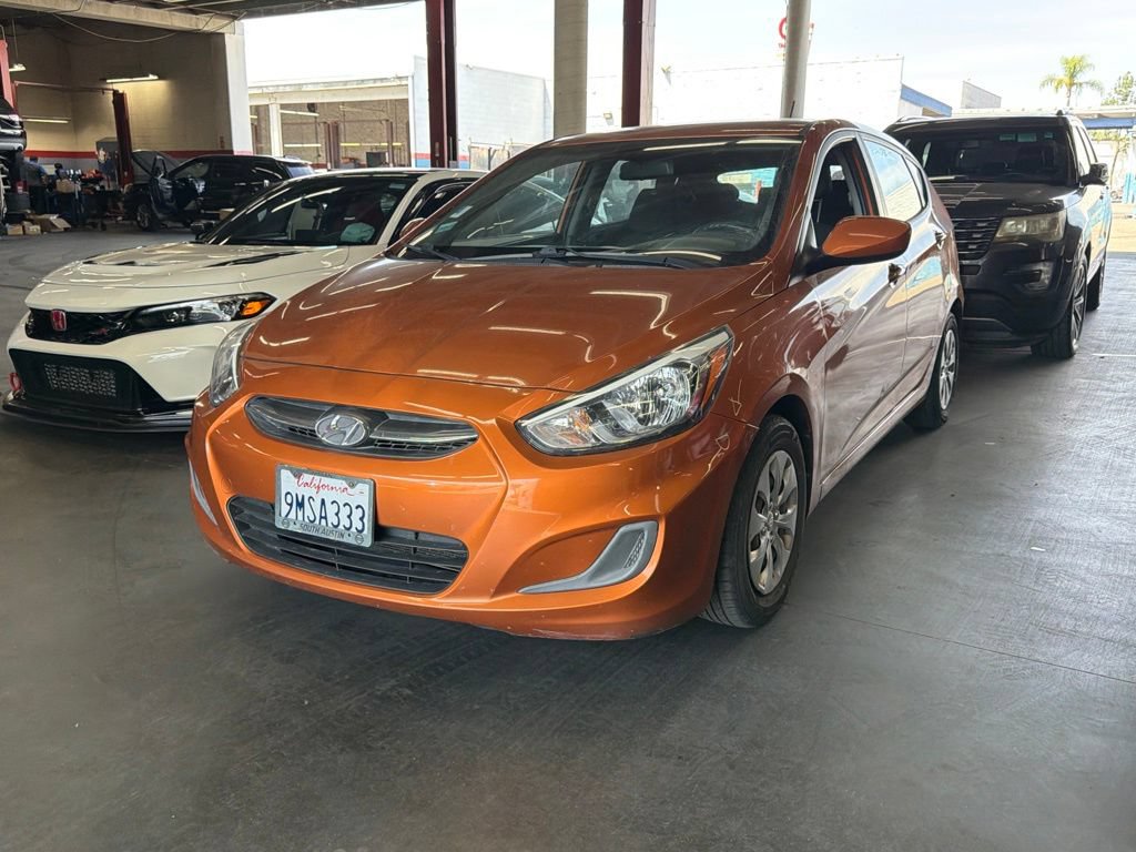 Used 2016 Hyundai Accent SE FWD image 3