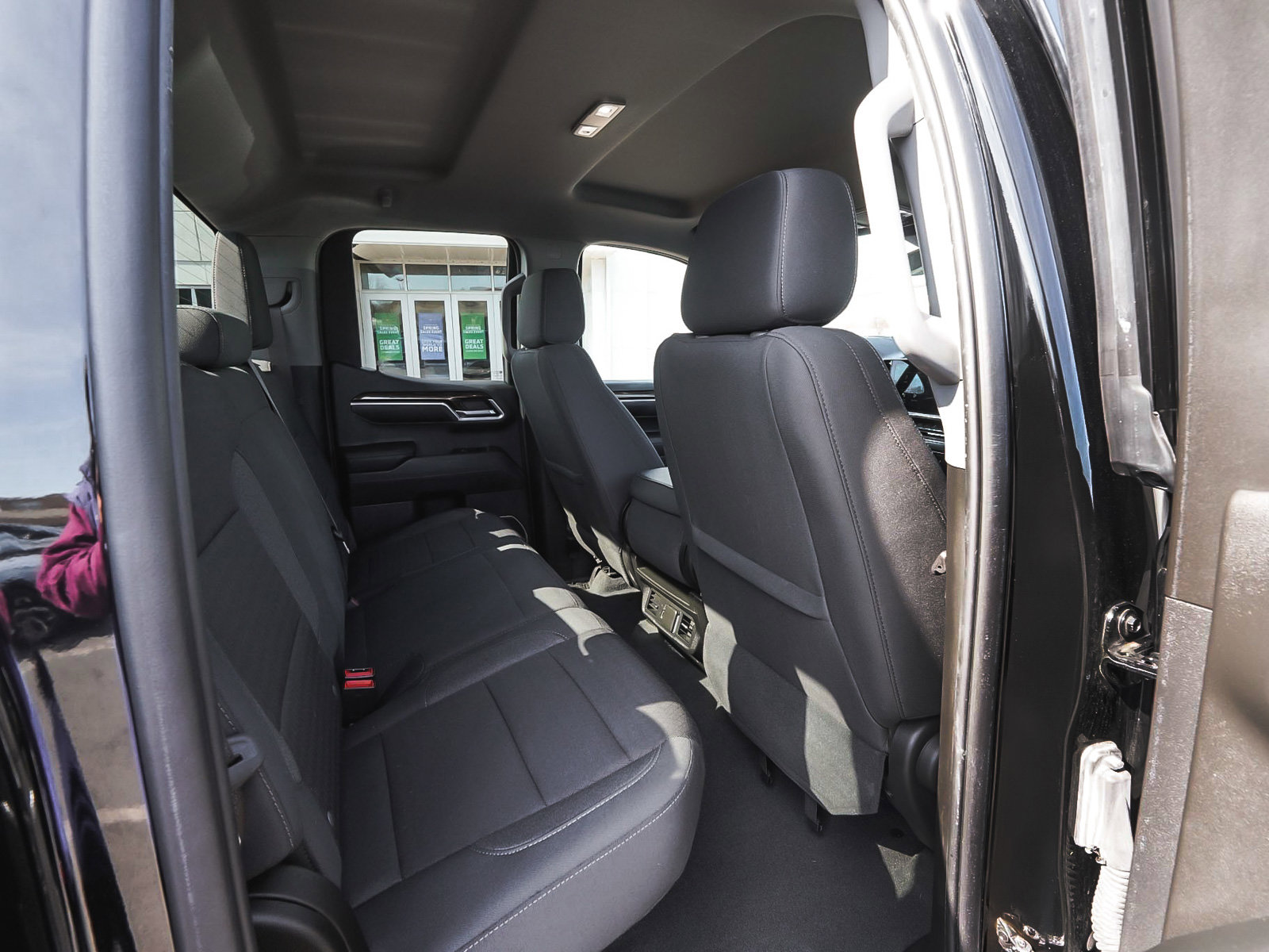 Used 2023 GMC Sierra 1500 Elevation image 39