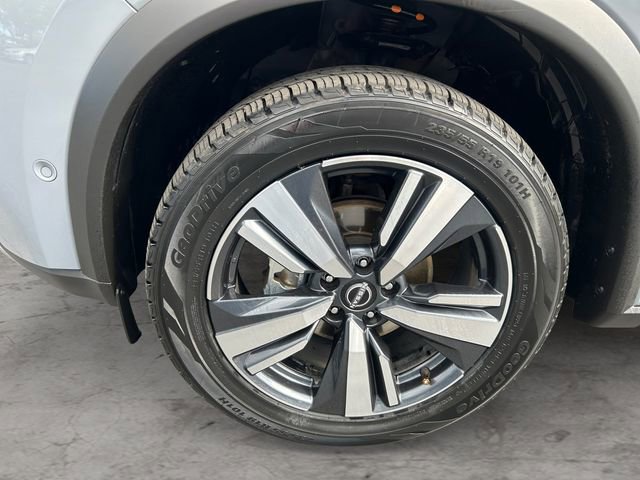 Used 2023 Nissan Rogue Platinum w/ Platinum Premium Package image 9