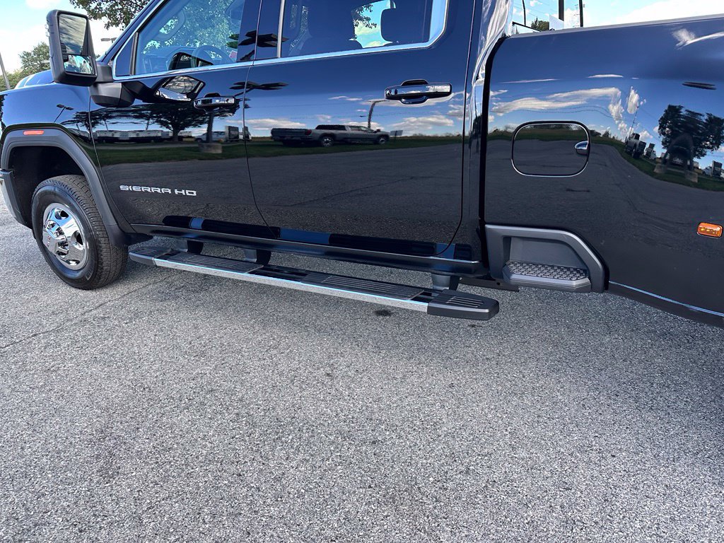 Certified 2026 GMC Sierra 3500 SLE w/ Preferred Package AWD/4WD image 42