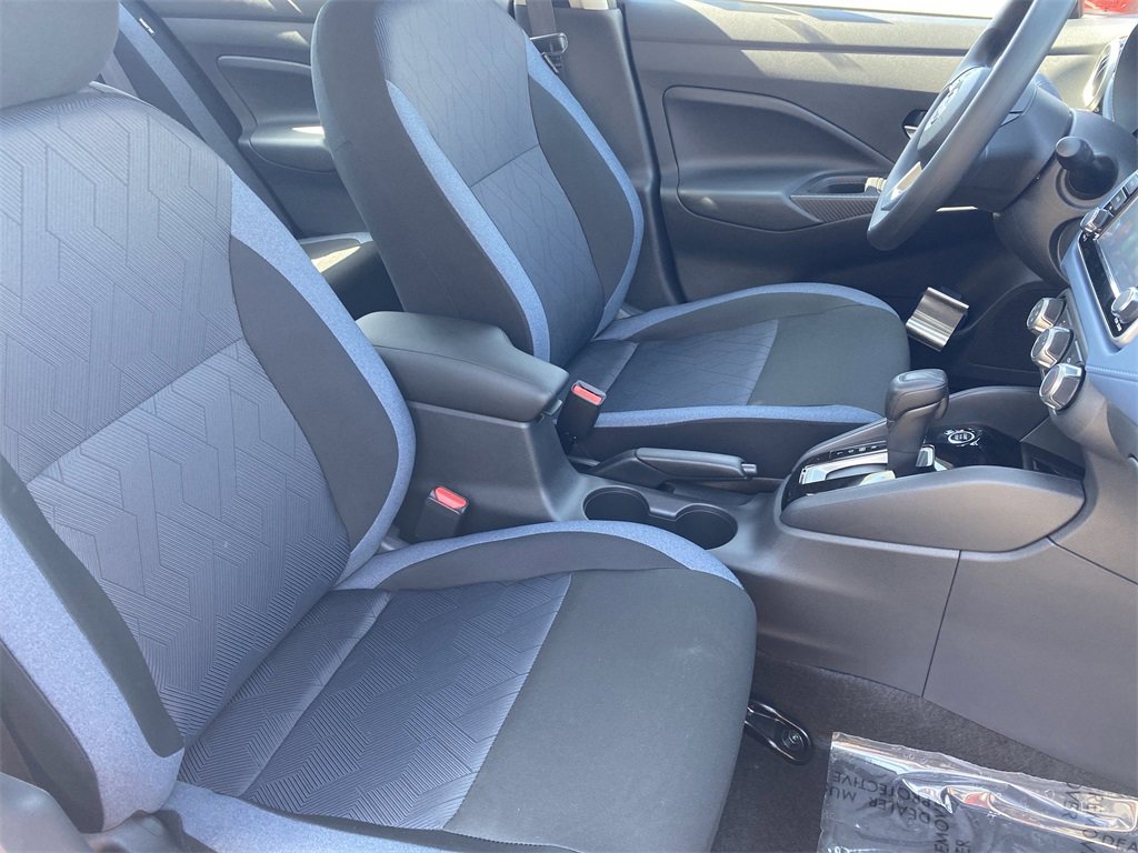 New 2025 Nissan Versa SV w/ Trunk Package image 8