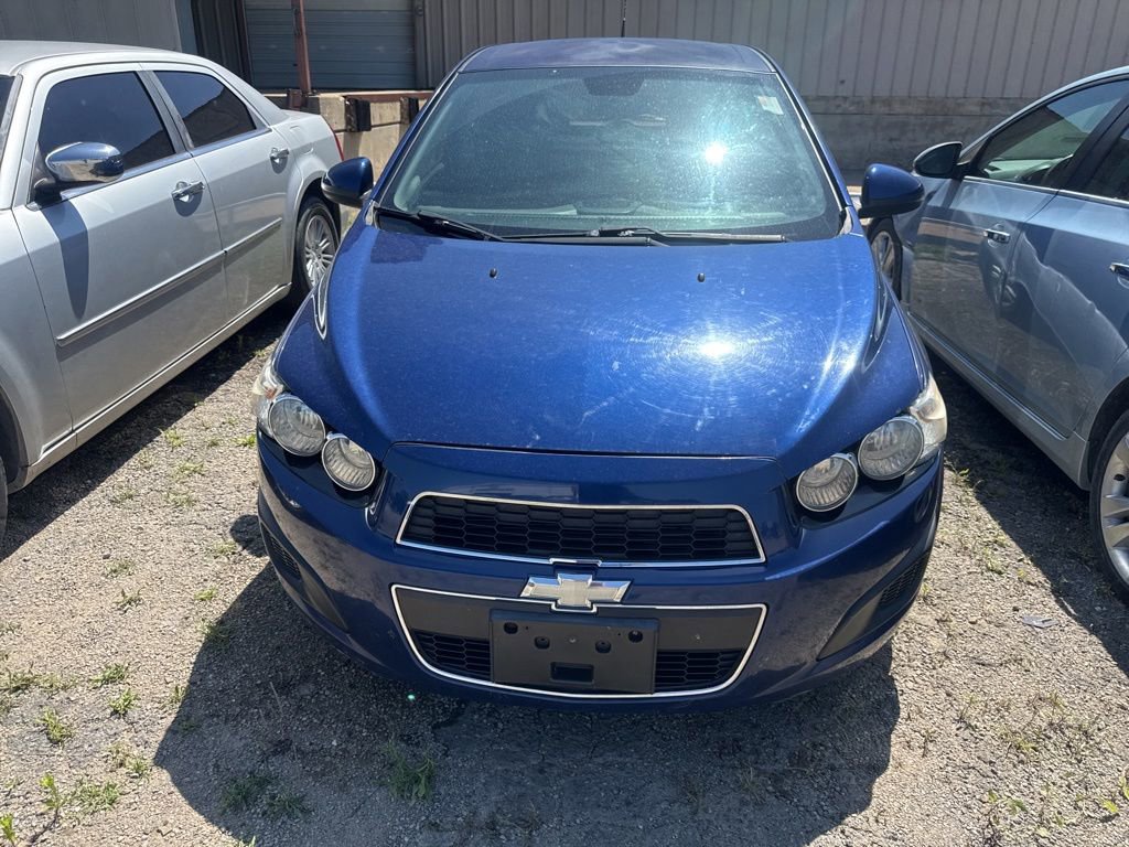 Used 2012 Chevrolet Sonic LT FWD image 2