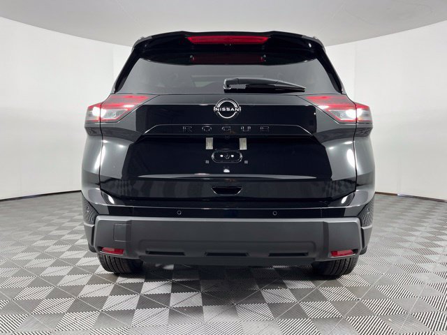 New 2026 Nissan Rogue Dark Armor FWD image 10