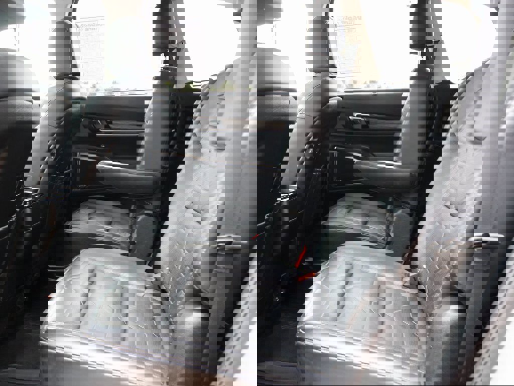 Used 2022 Kia Telluride SX w/ SX Prestige Package image 20