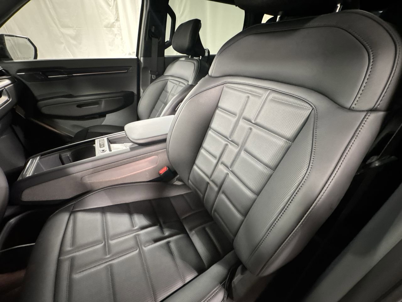 New 2026 Kia EV9 Land w/ Nightfall Edition Package image 18