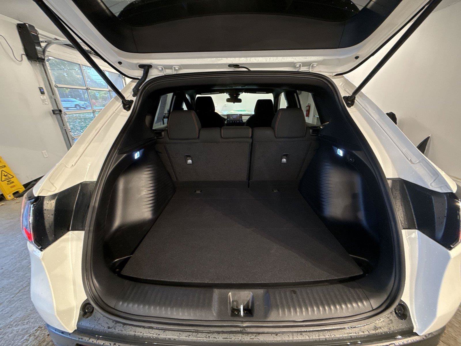 Used 2024 Honda HR-V Sport image 20