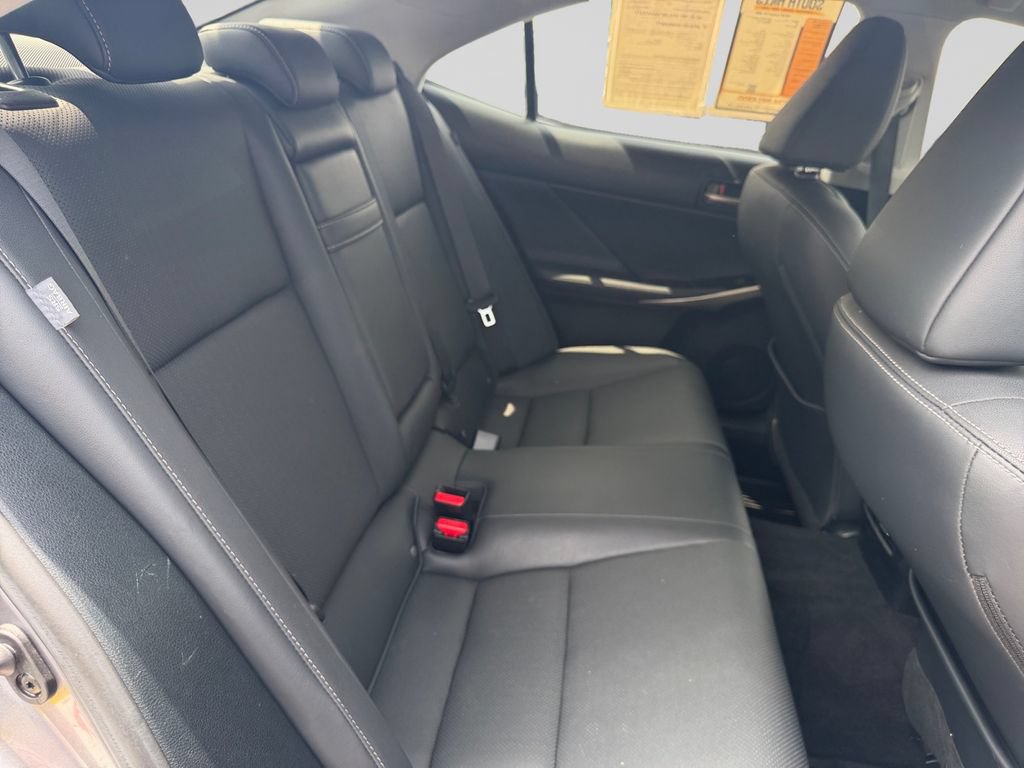 Used 2018 Lexus IS 300 AWD w/ Comfort Package image 18