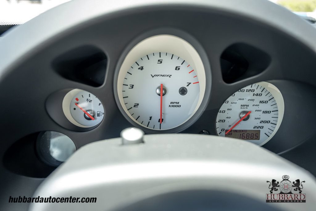 Used 2009 Dodge Viper ACR RWD image 25