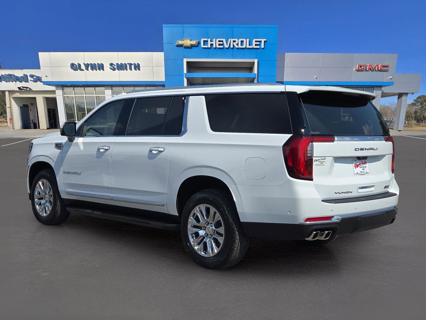 New 2026 GMC Yukon XL Denali w/ Advanced Technology Package image 11