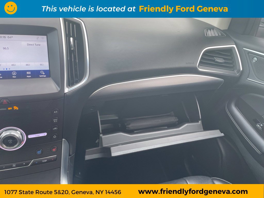 Used 2020 Ford Edge Titanium w/ Equipment Group 301A AWD/4WD image 28