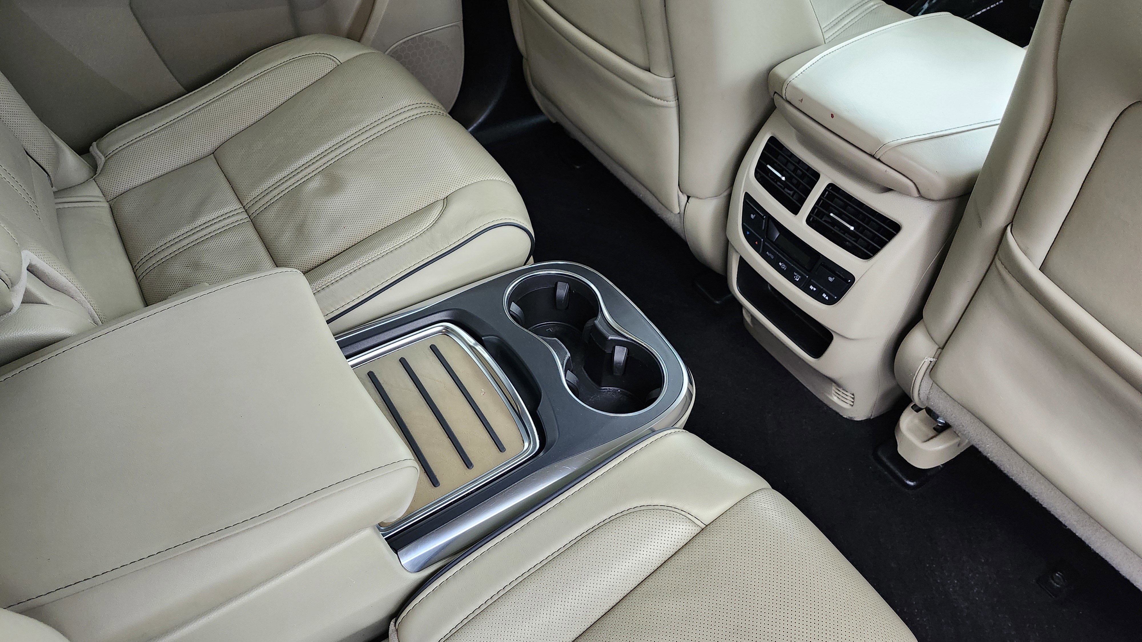 Used 2020 Acura MDX SH-AWD w/ Advance Package image 22