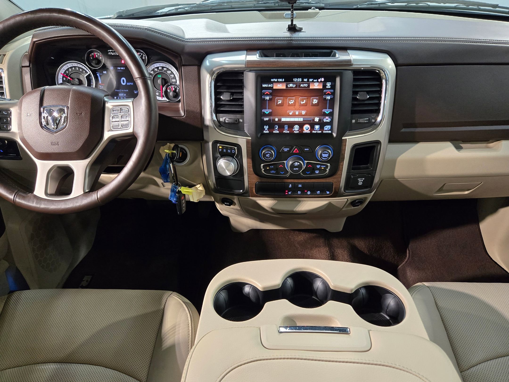 Used 2017 RAM 1500 Laramie image 12