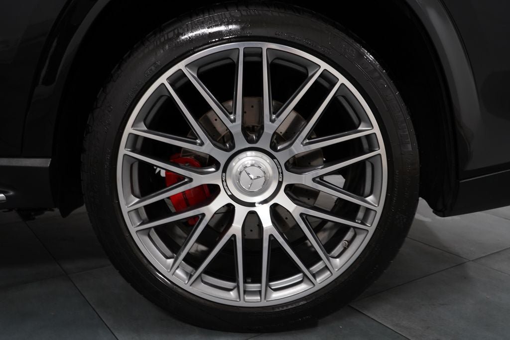 Used 2025 Mercedes-Benz GLS 63 AMG 4MATIC image 39