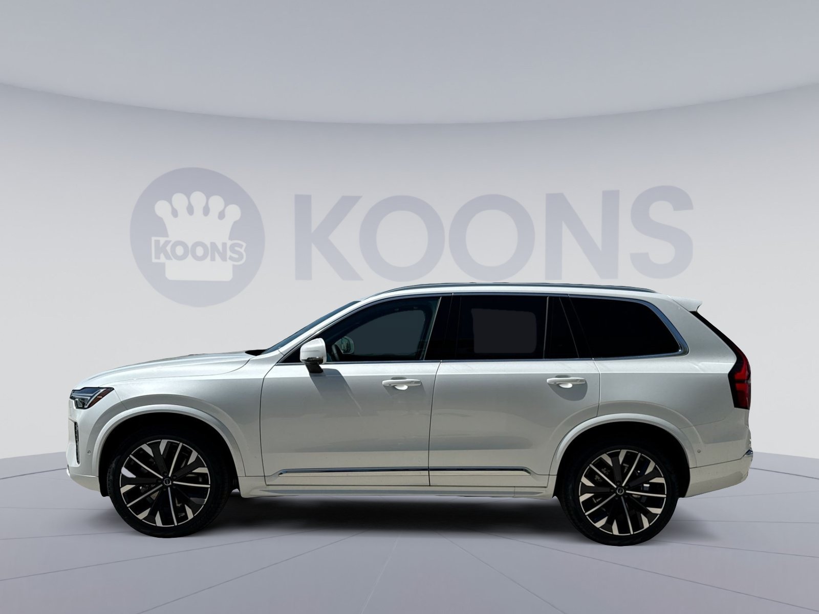 New 2026 Volvo XC90 B6 Ultra w/ Protection Package Premier AWD/4WD image 2