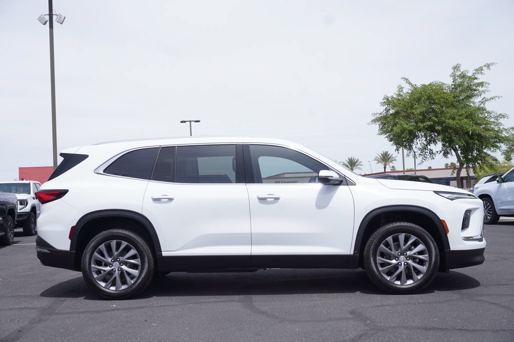 New 2026 Buick Enclave Preferred FWD image 2