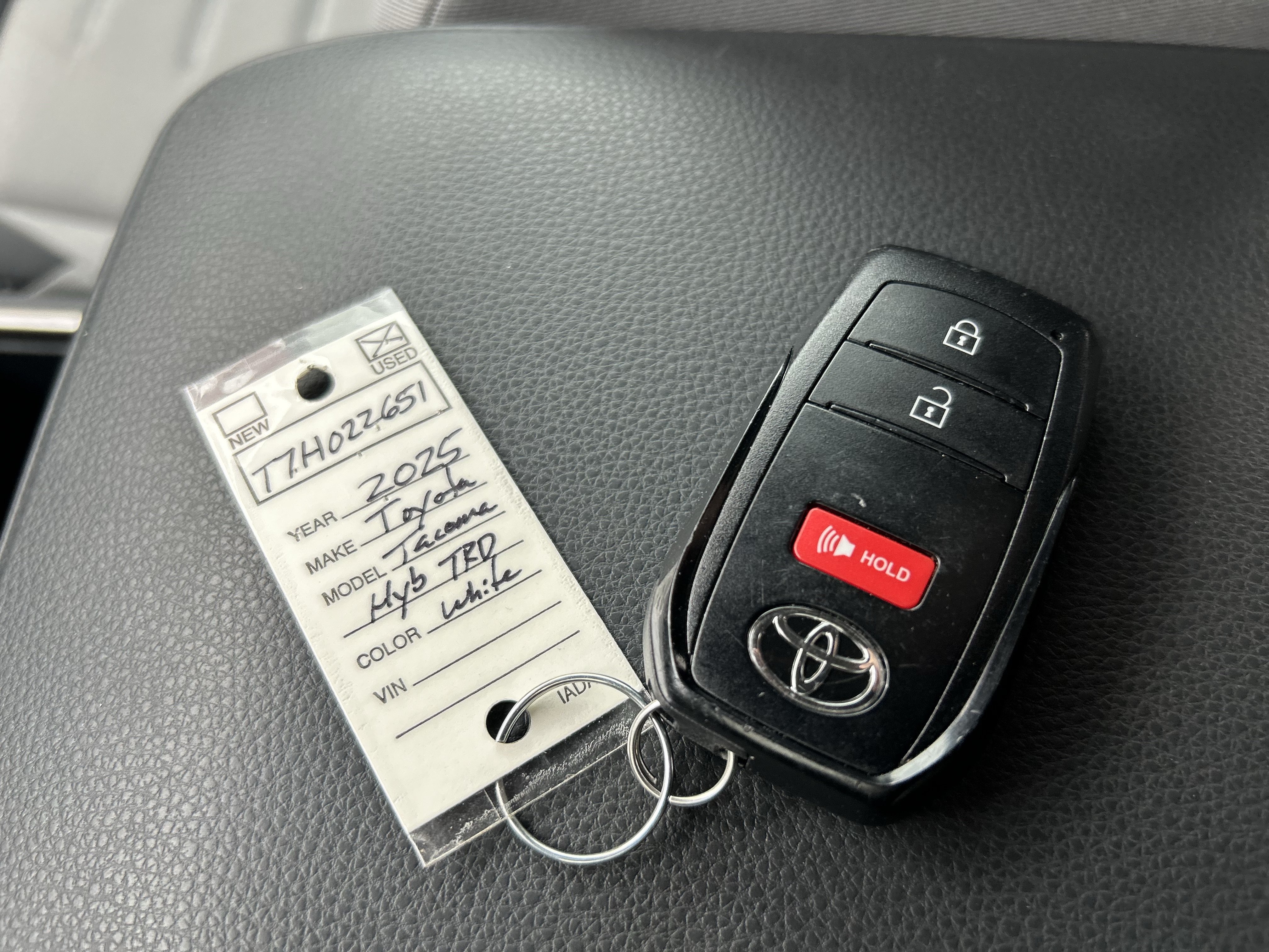 Certified 2025 Toyota Tacoma TRD Sport AWD/4WD image 35