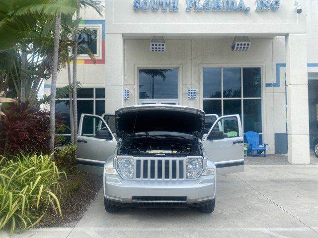 Used 2010 Jeep Liberty Sport w/ Popular Equipment Group image 17