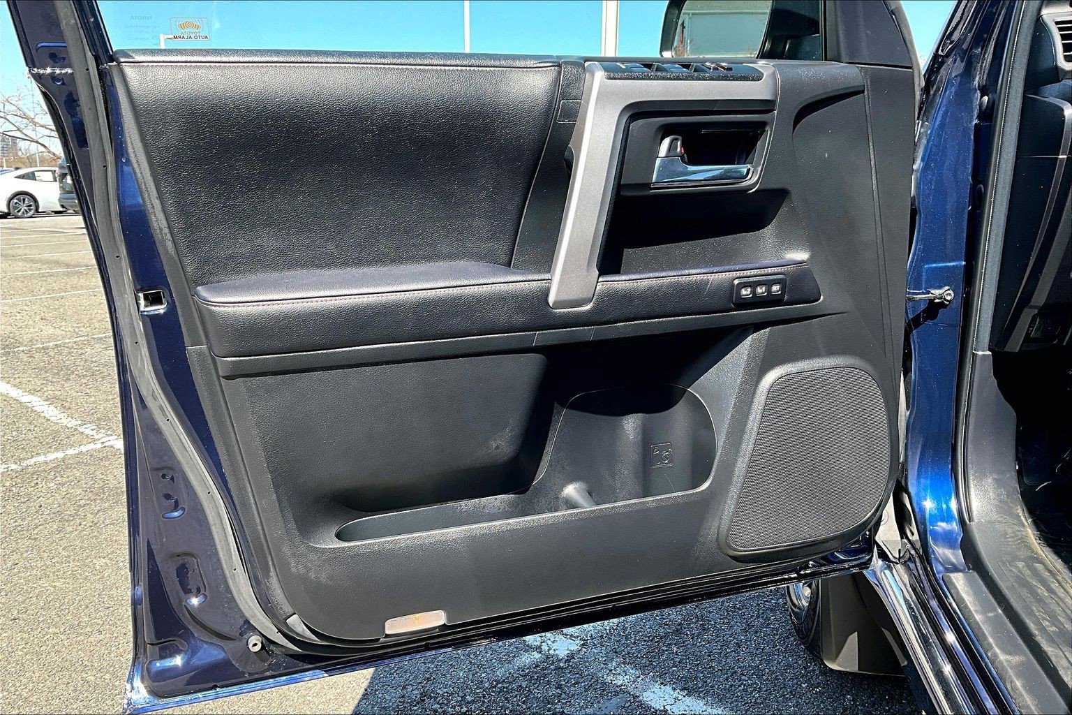 Used 2020 Toyota 4Runner Limited image 22