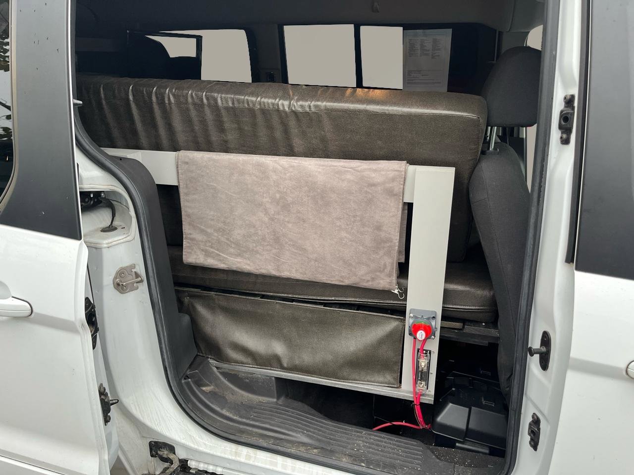 Used 2017 Ford Transit Connect XLT image 27