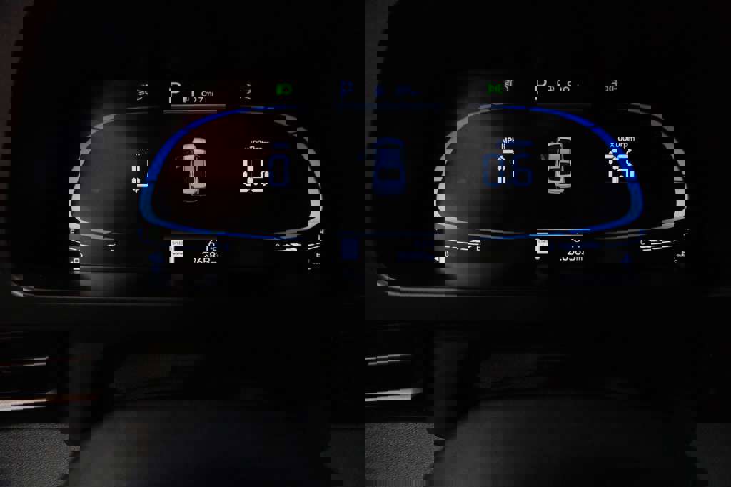 Used 2025 Hyundai Elantra Sport image 39